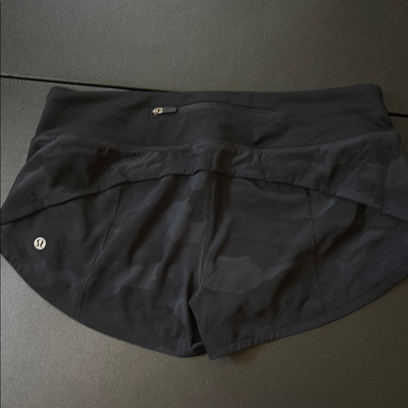 lululemon athletica Black Camo Women's Athletic Shorts - Picture 3 of 6